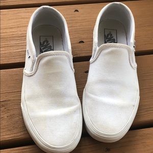 White vans slip on shoes US 7.5